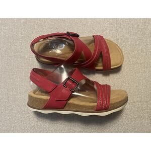 Clarks Brynn Step Sandals Women’s size 8.5 Wide Pink Slingback Comfort Shoes